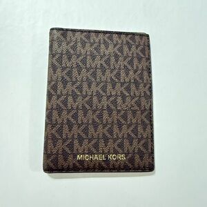 Michael Kors Brown Jet Set Passport Holder EUC